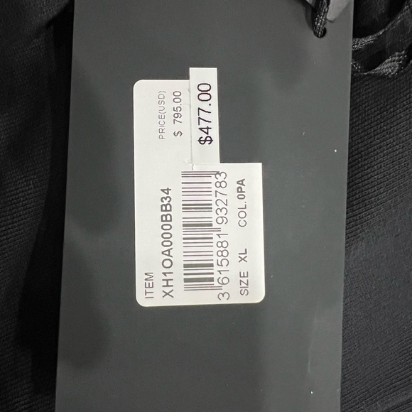 BALMAIN EMBOSSED BERMUDA SHORTS - BLACK - Picture 8 of 9